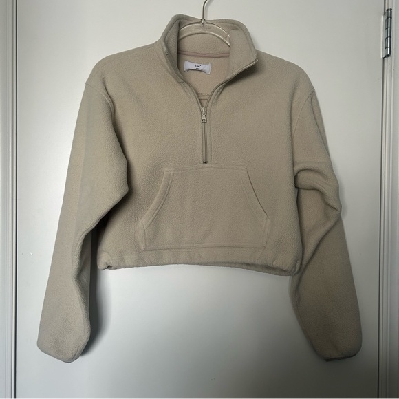 TNA (Aritzia) Beige Quarter-Zip Cropped Fleece Pullover Sweater - Picture 3 of 14